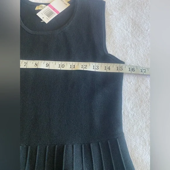 Chic Black Sleeveless Dress‎ women size small - Picture 6 of 8